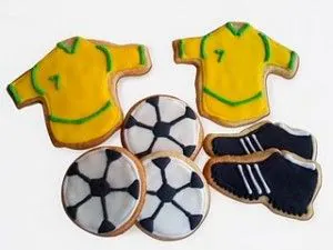Comidas do Brasil para a Copa do Mundo: biscoitos de futebol